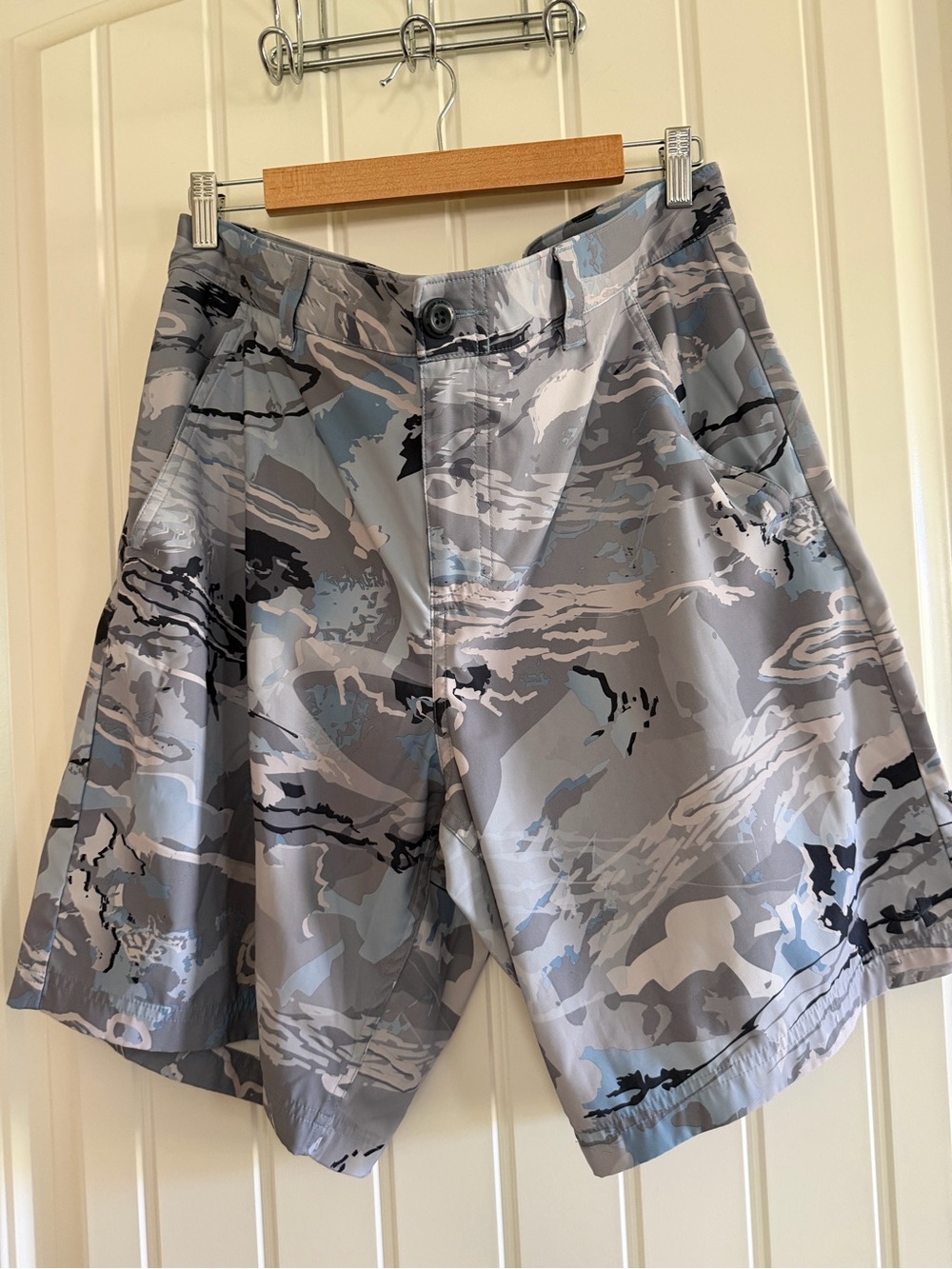 Under Armour Mens Camouflage Grey shorts